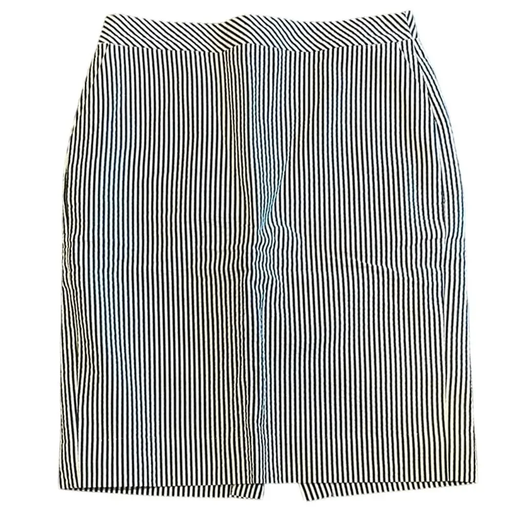 J. Crew Gray/Dark Blue/White Knee-Length Seersucker No. 2 Pencil Skirt Size 10